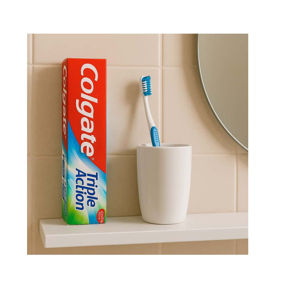 Pasta de dientes triple acción sabor menta intenso Colgate (3 x 75 ml) - Miniatura 4