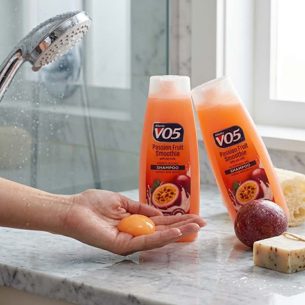 Champú batido de fruta de la pasión con leche de soya Alberto V05 (443 ml / 15 fl oz) - Miniatura 3
