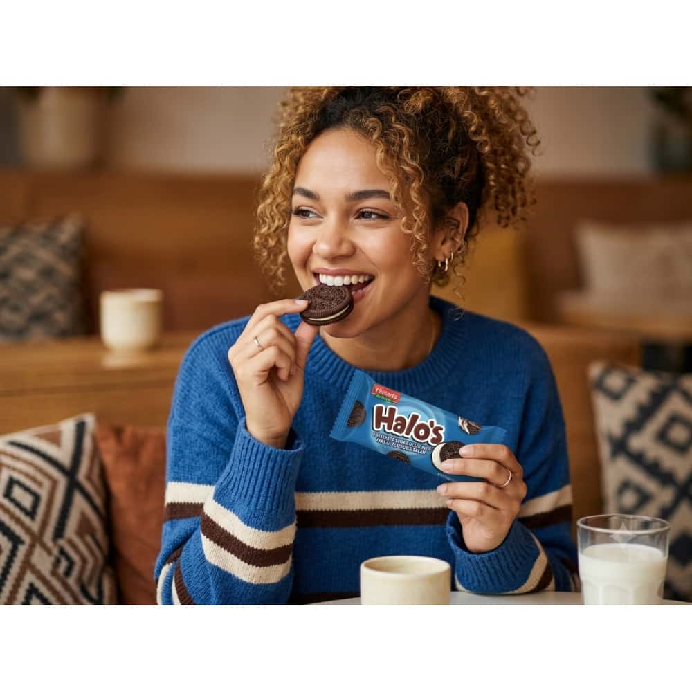 Galletas de chocolate rellenas con crema sabor vainilla Victoria Garden (30 g / 1.05 oz) - Miniatura 5