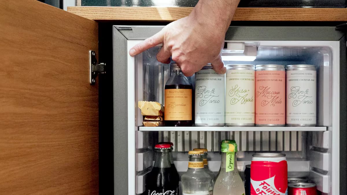 ¡Envía un Minibar a Cuba y regala confort a tu familia!