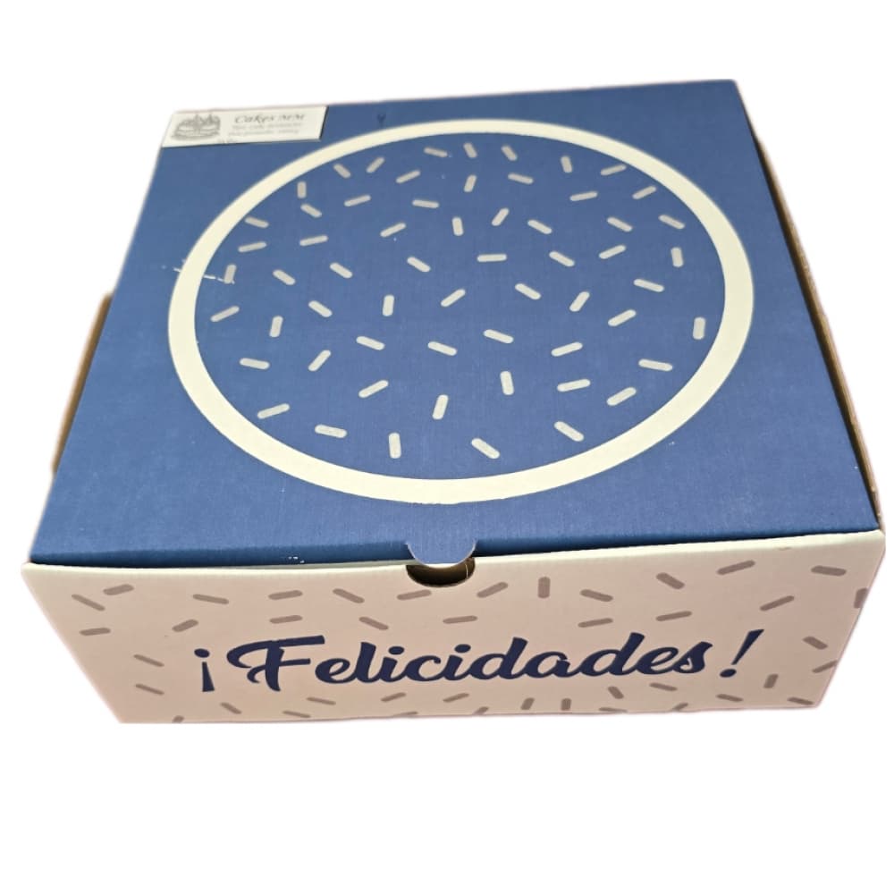 Cake vainilla y fresas de nata y helado de crema - Miniatura 3