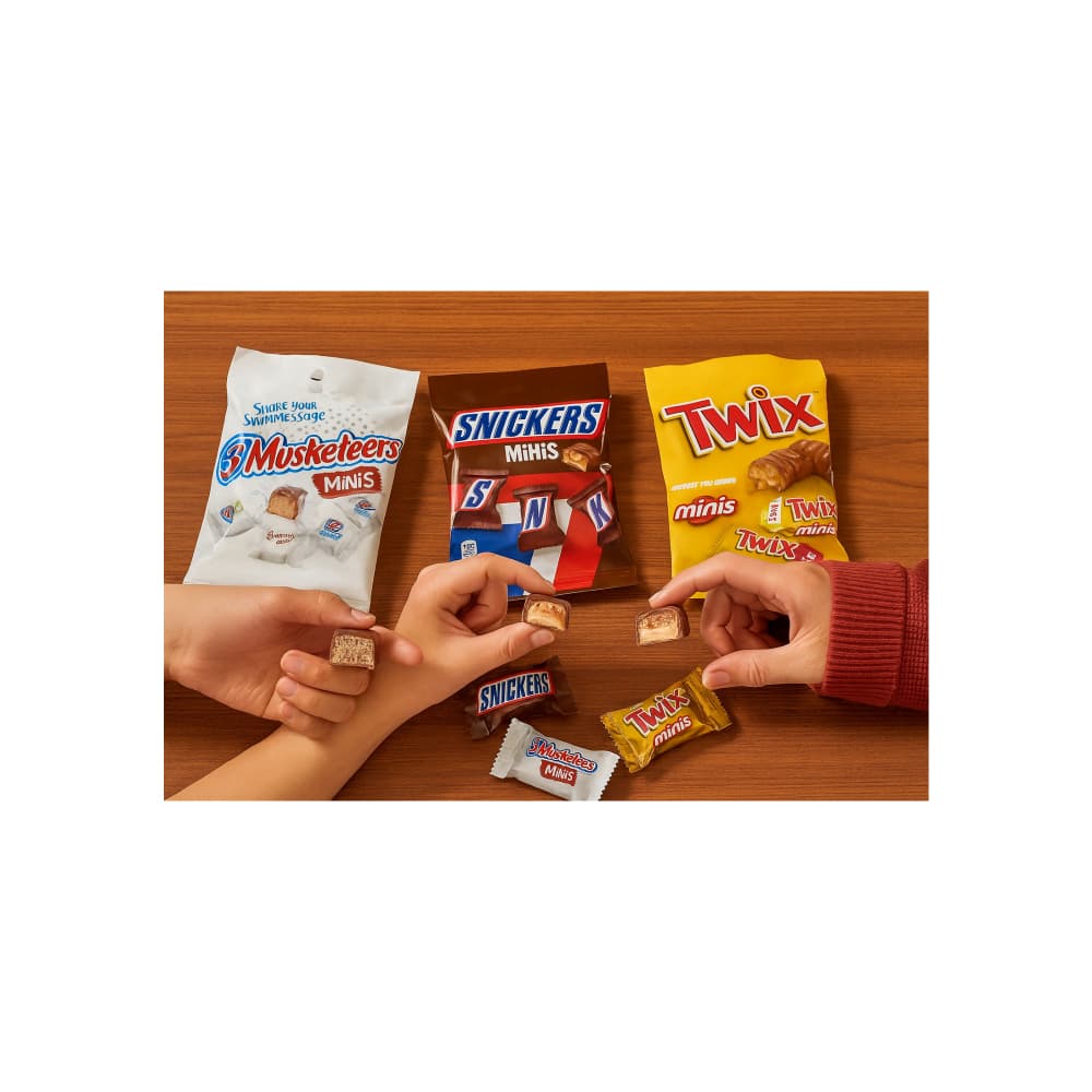 Barras de chocolate minis 3 Musketeers (74.8 g / 2.64 oz) + Barras de chocolate Snickers (70.3 g / 2.48 oz) - Miniatura 4