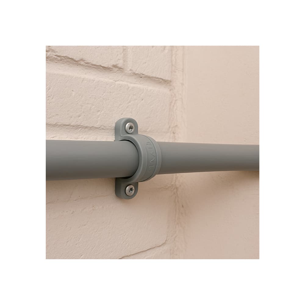 Abrazadera de 2 orificios de 3/4” PVC Malu - Miniatura 5