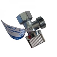 Llave de ángulo 1/2 pulgada x 1/2 pulgada Foset ANG-07