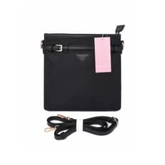 Bolso bandolera negro de nailon con cinturón decorativo y parche triangular Isabella (1 U)