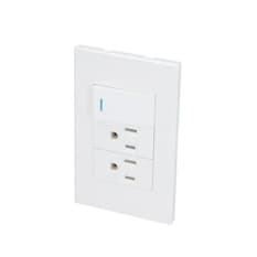 Placa con un interruptor y dos tomacorrientes color blanco de 1/3 Surtek P625B