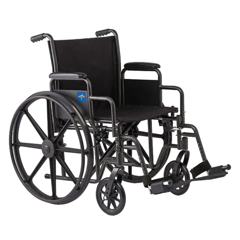 Silla de ruedas manual para adultos 18" con reposapiés abatible Medline - Imagen 1