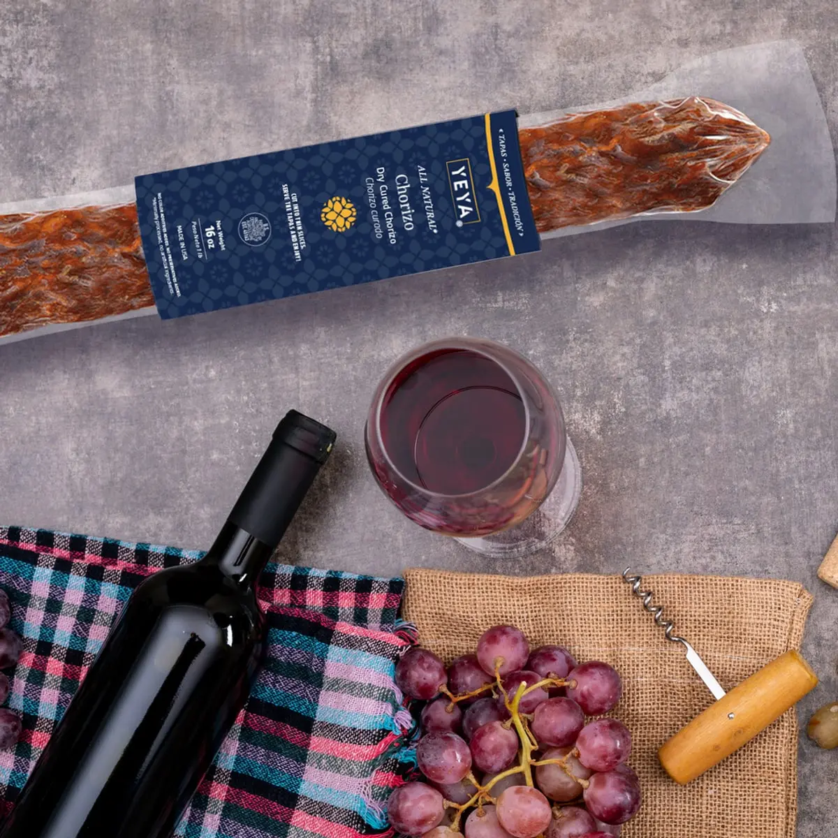Chorizo curado tipo vela YEYA (454 g / 16 oz) - Thumbnail 3