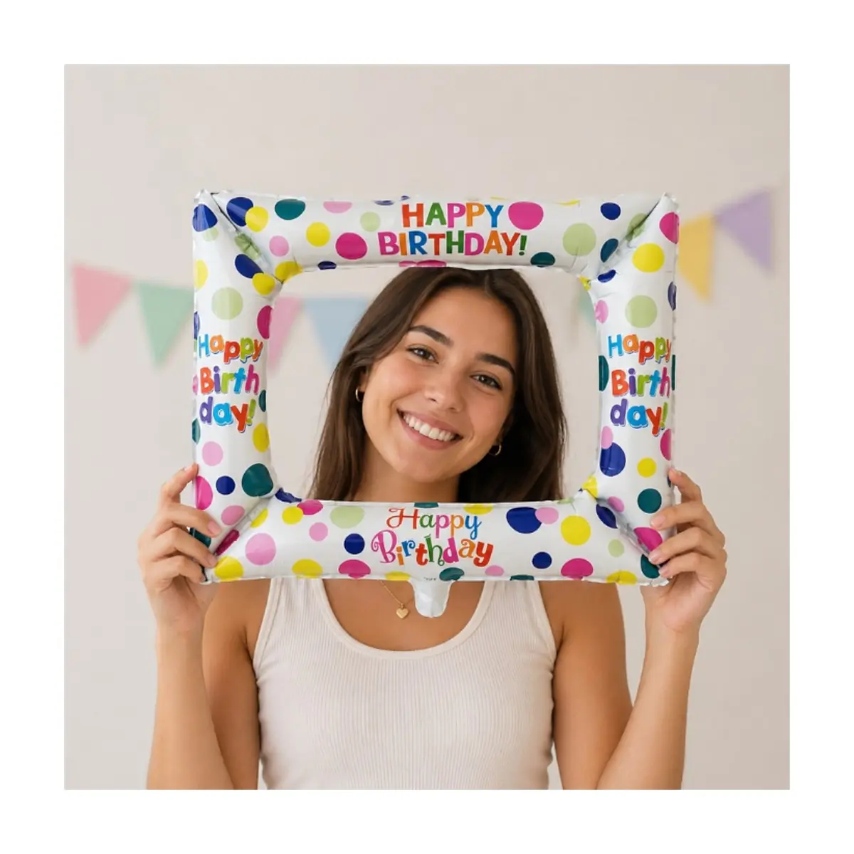 Globo con diseño de marco de fotografía con cartel de Happy Birthday Ballon - Thumbnail 4