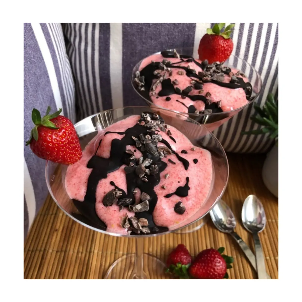 Helado de fresa bombón Alask (4 L) - Thumbnail 3