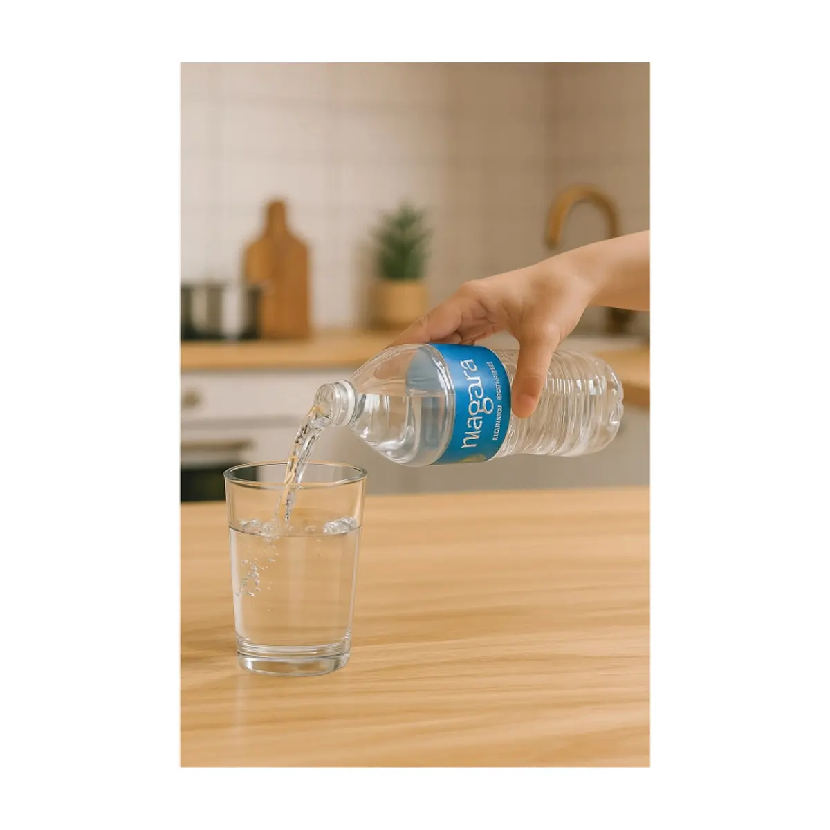 Agua purificada Niagara (500 ml) - Thumbnail 5