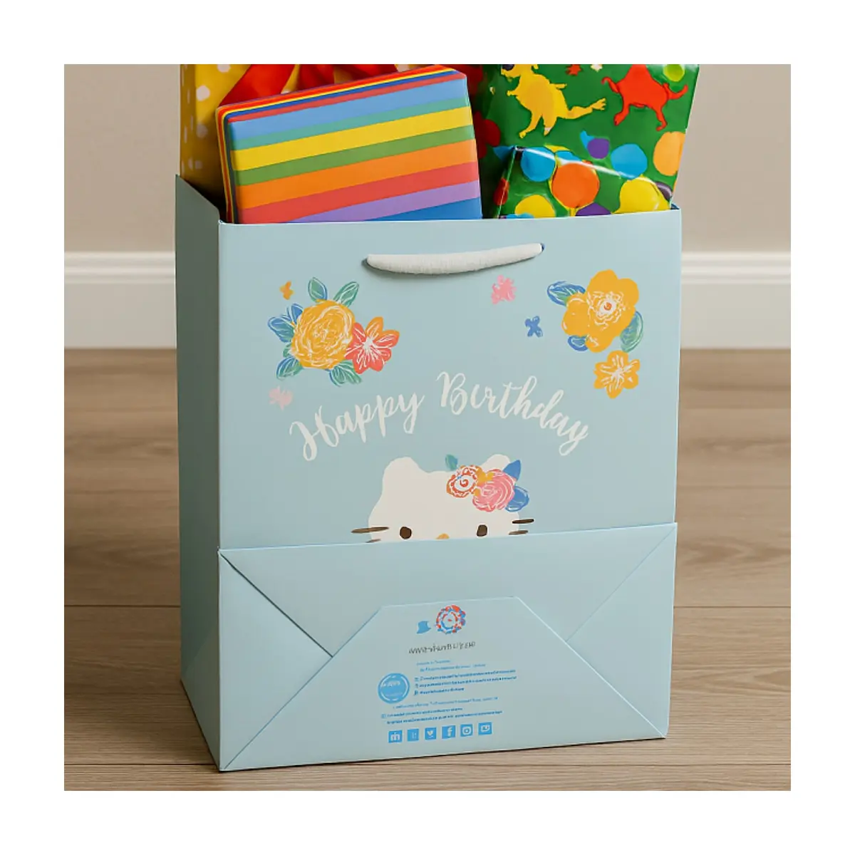 Bolsa de regalo con diseño de Hello Kitty - Miniatura 4